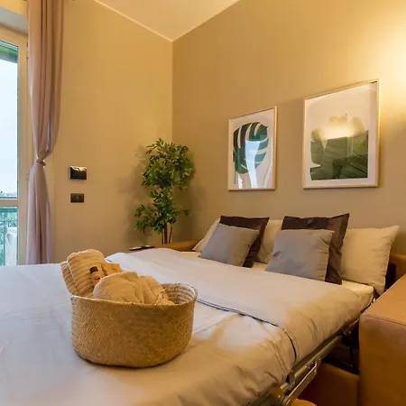 Modern & Bright 2 Bedroom Flat 50M From M4 Stop-2